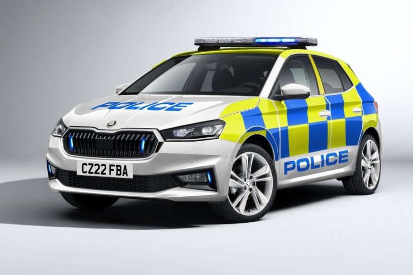 Шкода Фабия полиция