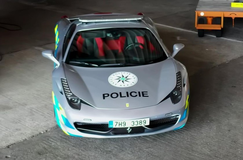 Ferrari 458 полиция
