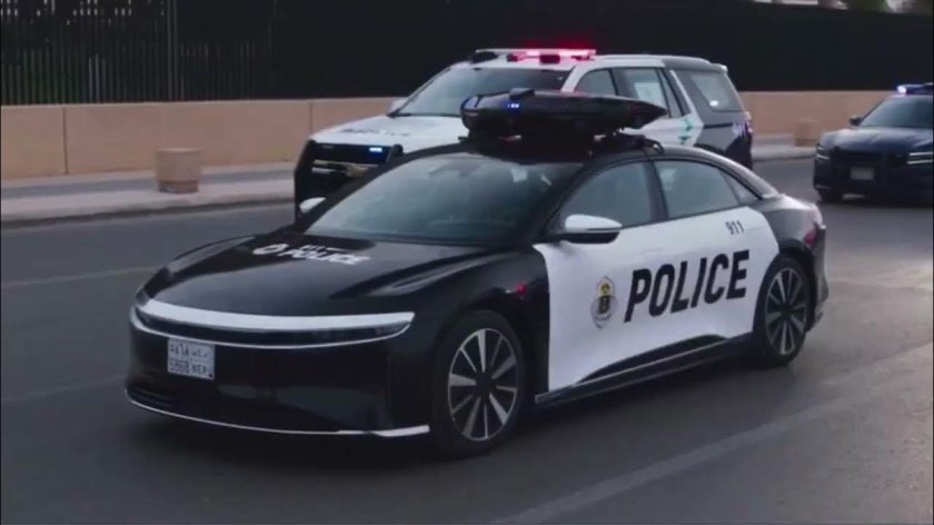 Полицейская машина будущего