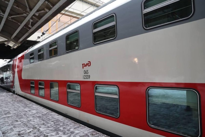 Двухэтажный поезд санкт петербург