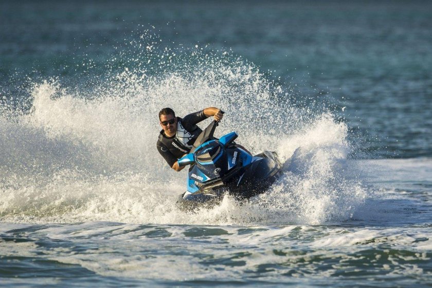 Водный гидроцикл