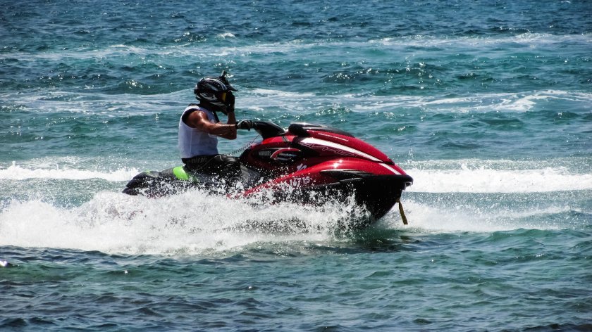 Подводный гидроцикл