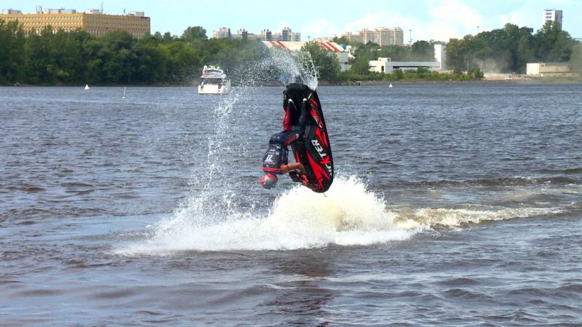 Водный мотоцикл