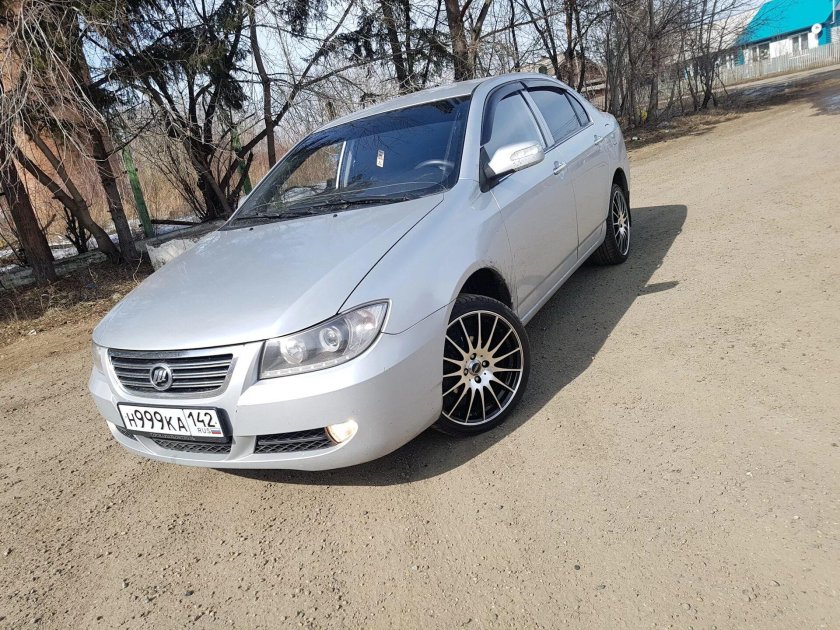 Заниженный Лифан Солано