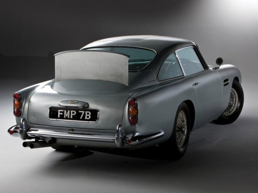 Aston Martin db5 007