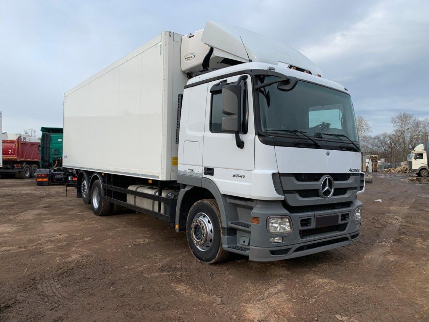 Мерседес актрос рефрижератор 20 тонн