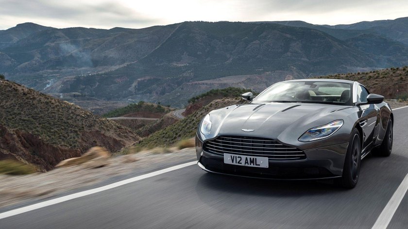 Астон Мартин