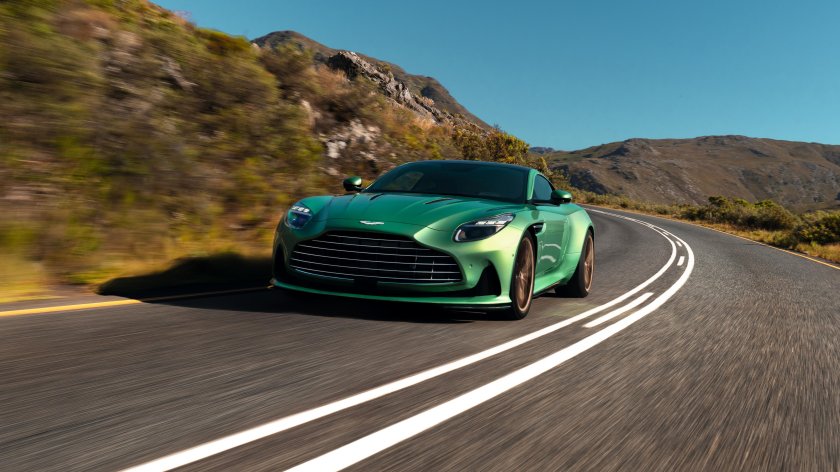 Астон Мартин 2024