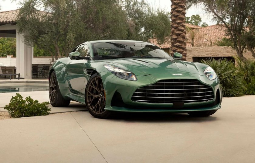 Aston martin db12