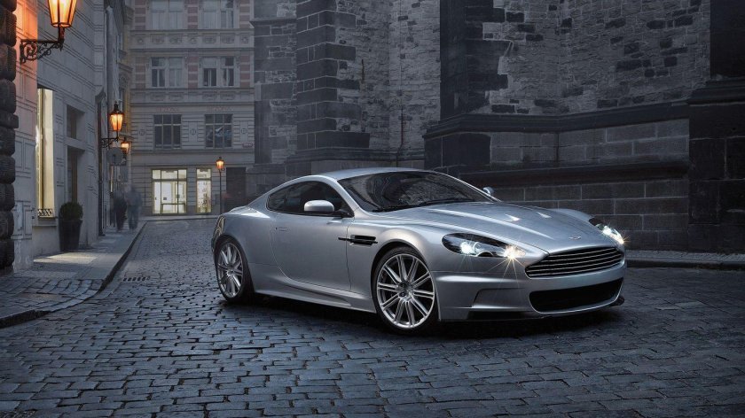 Астон Мартин ДБС В 12