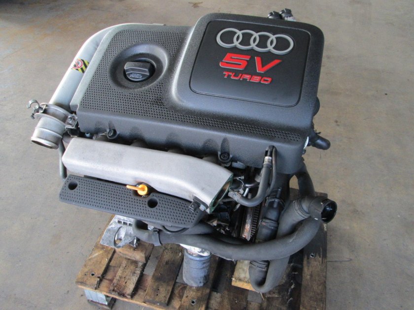 Двигатель Ауди ТТ 8n