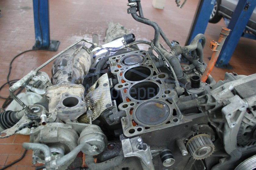 Мотор Ауди а6 AJP