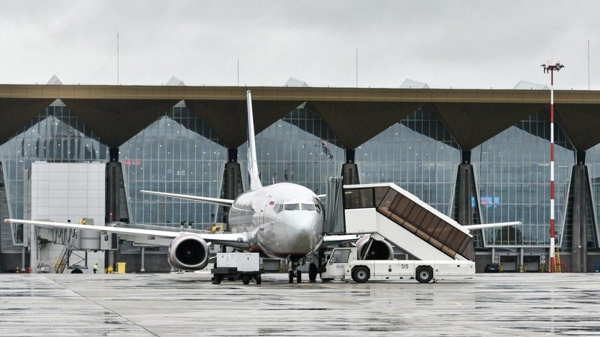 Перрон аэропорта Пулково