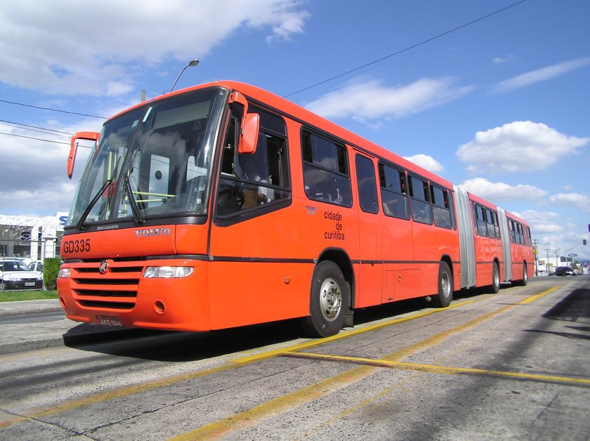 Пассажирский автобус