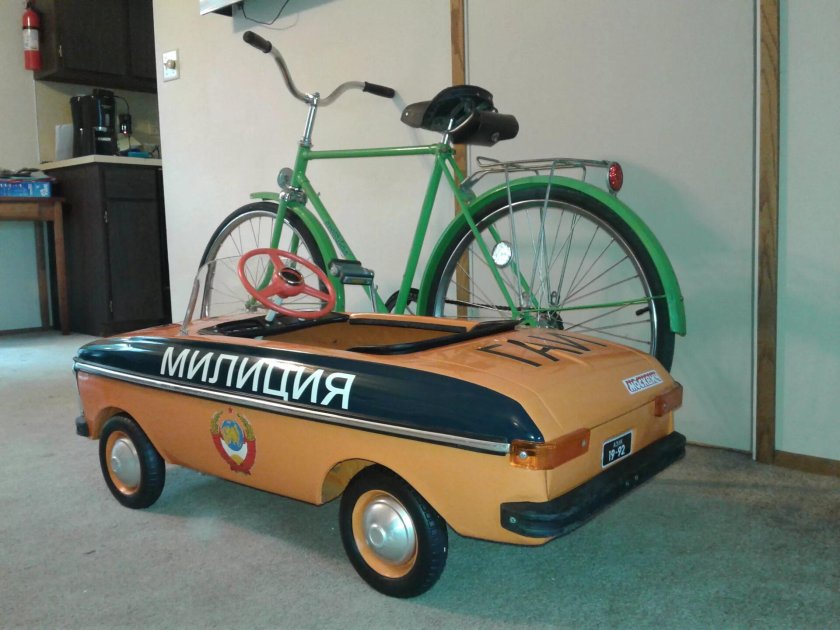 Веломобиль Москвич