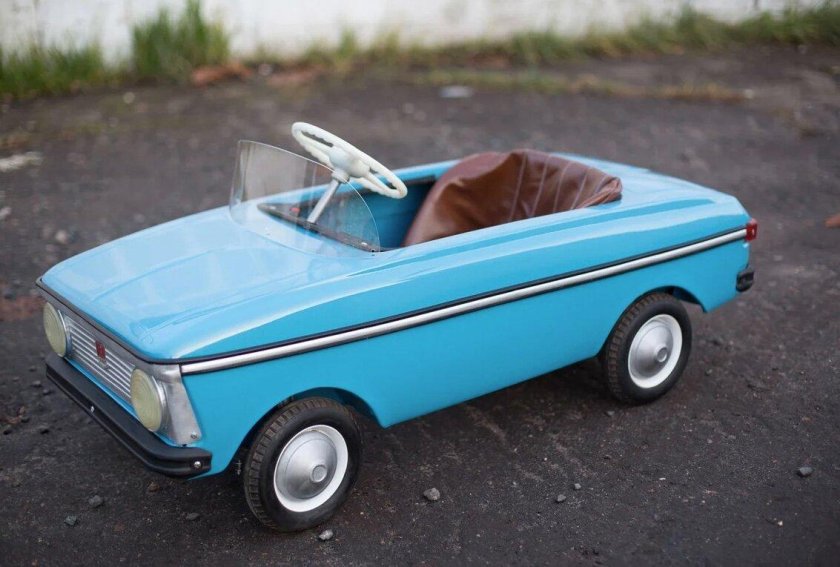 Москвич 2141 педальная машина детская