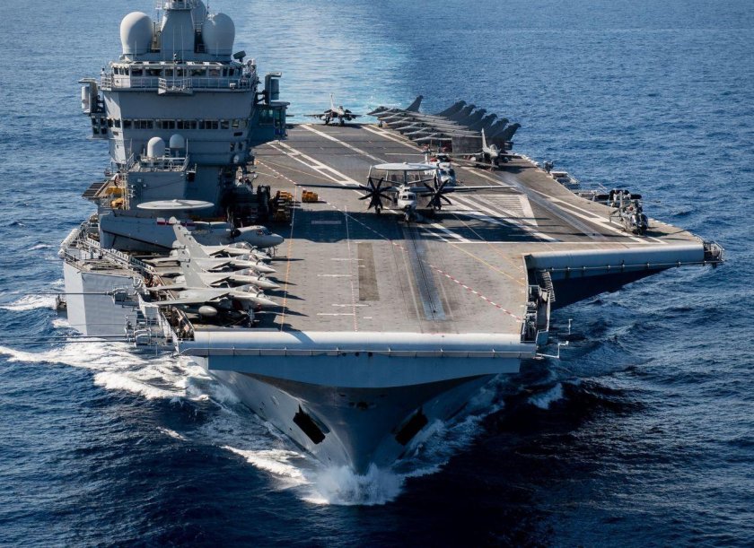 Шарль де Голль авианосец