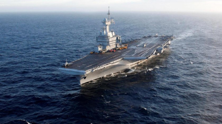 Шарль де Голль авианосец