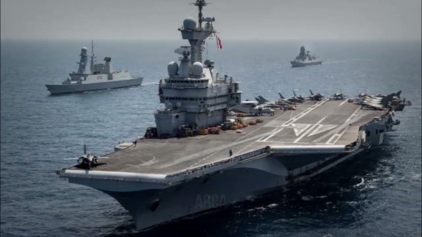 Шарль де Голль авианосец