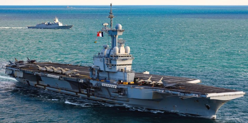 Шарль де Голль авианосец