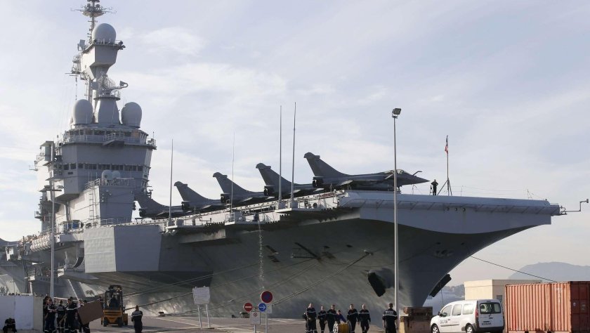 Шарль де Голль авианосец