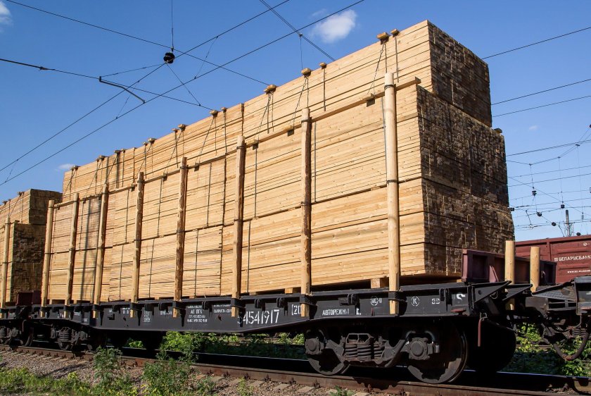 Вагон 13-401-20 СМГС пиломатериалы
