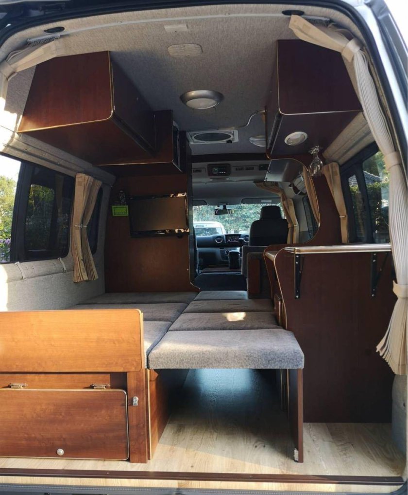 Mitsubishi Delica Camper
