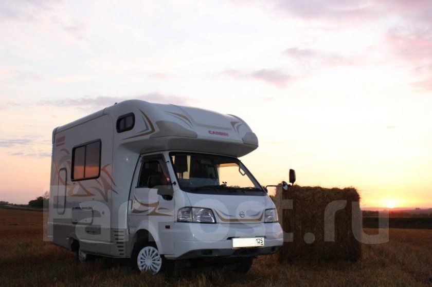 Nissan Vanette кемпер
