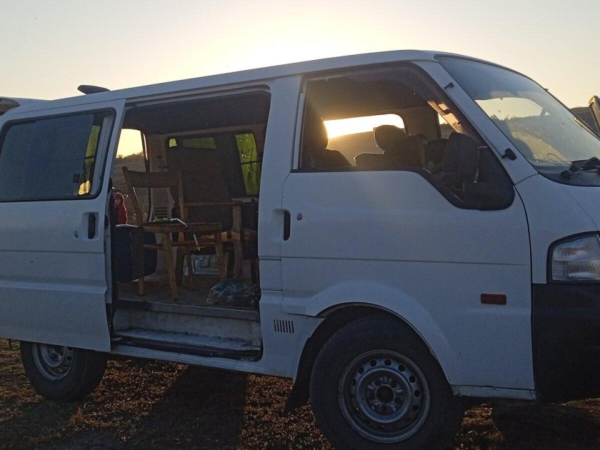 Мазда бонго микроавтобус 4х4