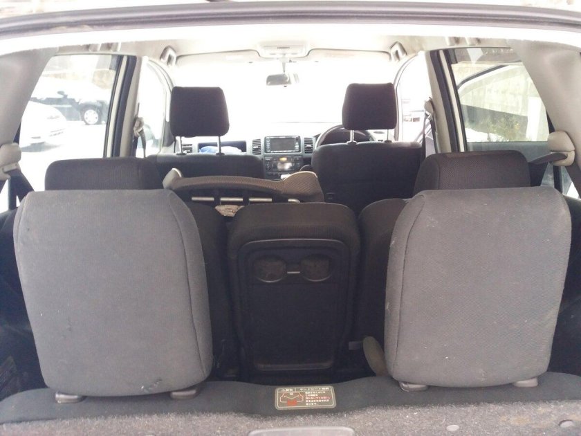 Тойота Спасио 7 местная