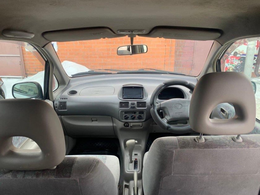 Toyota Corolla Spacio 1997