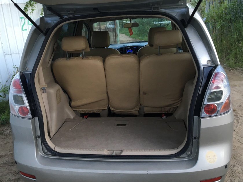 Toyota Corolla Spacio 2002