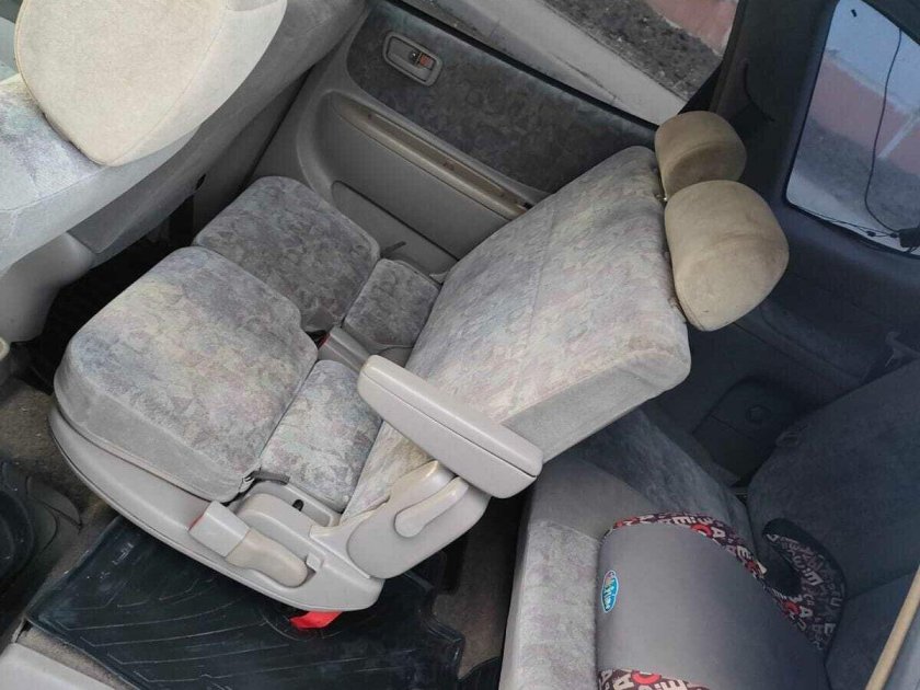 Тойота эстима 2000г