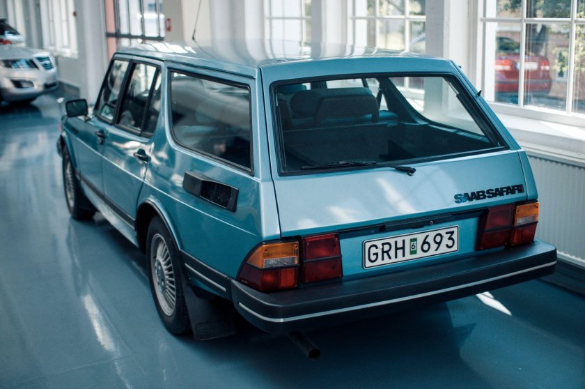 Saab Safari