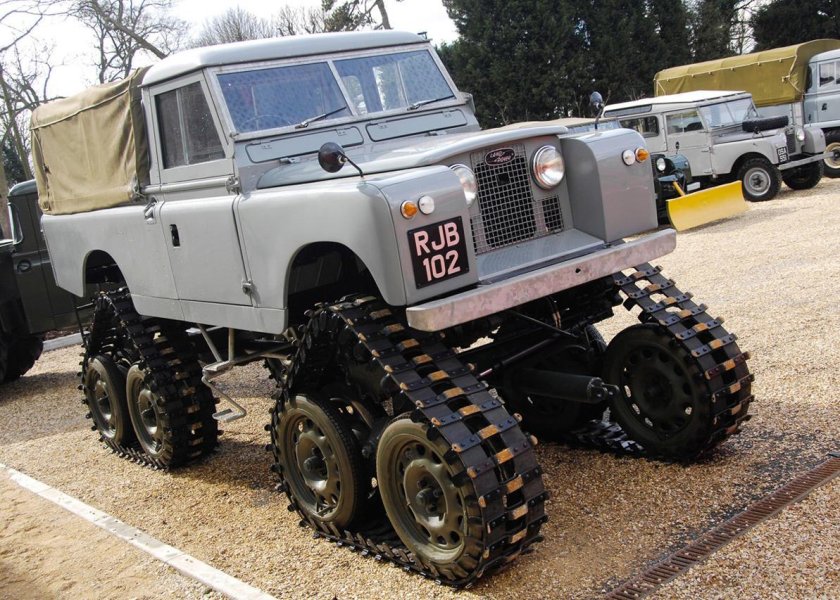 Land Rover 109 гусеничный