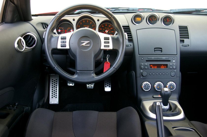 Nissan 350z Interior