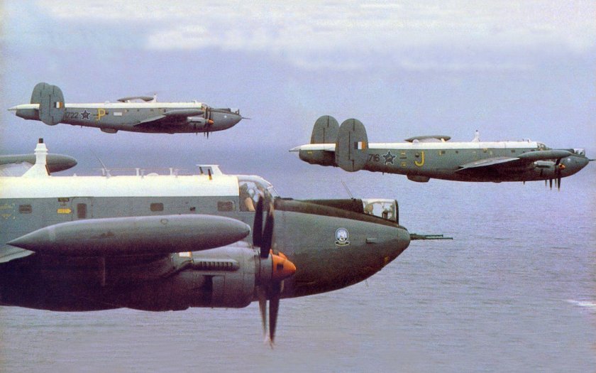 Самолет Avro Shackleton