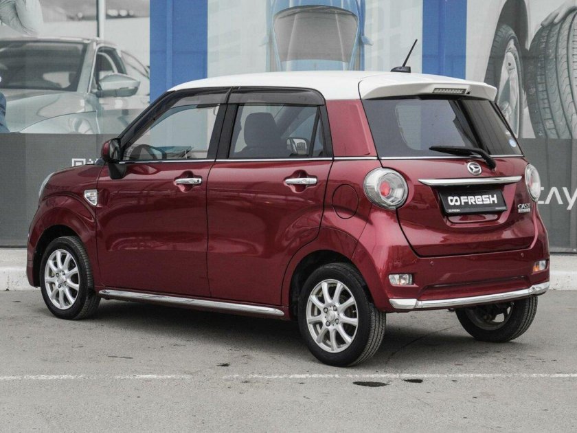 Автомобиль дайхатсу