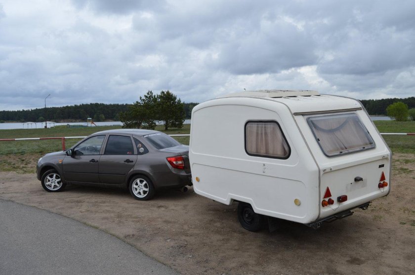 Прицеп-дача Niewiadow n126e