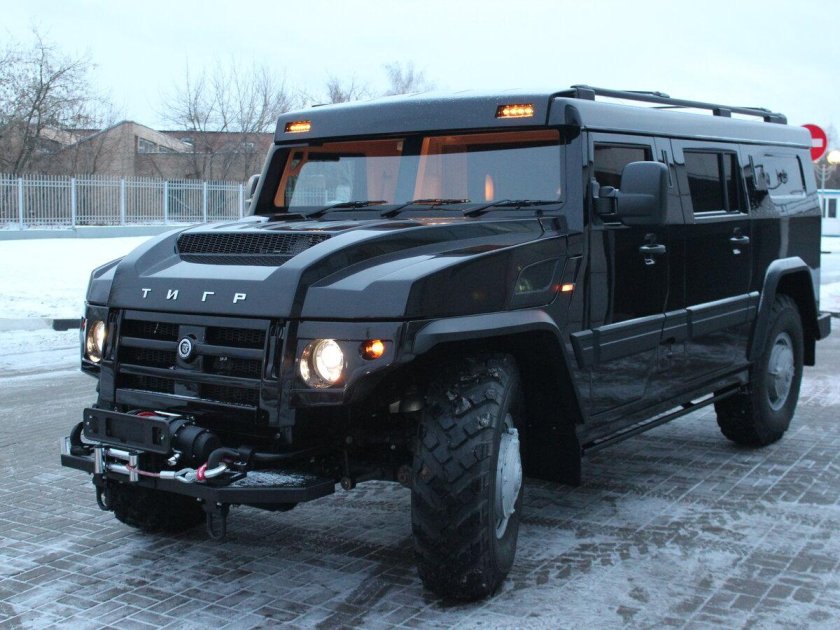 Внедорожник «тигр» (ГАЗ-2330) Гражданский