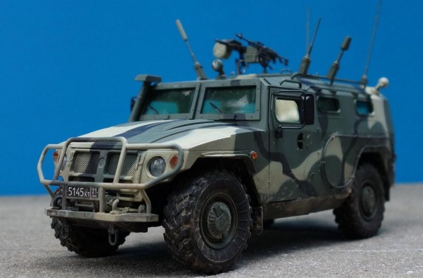 ГАЗ 2330 тигр военный