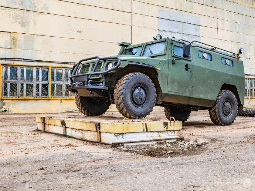 Внедорожник «тигр» (ГАЗ-2330)