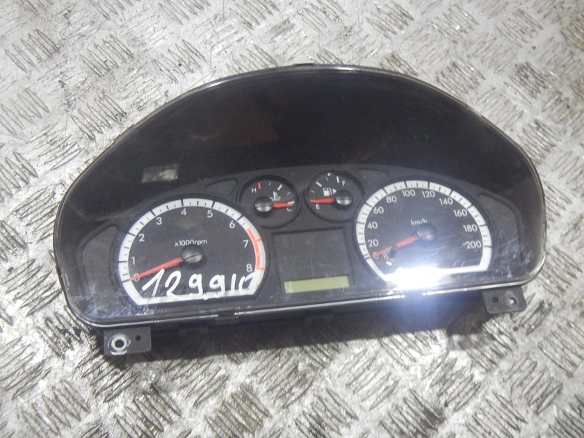 Chevrolet Aveo приборная панель