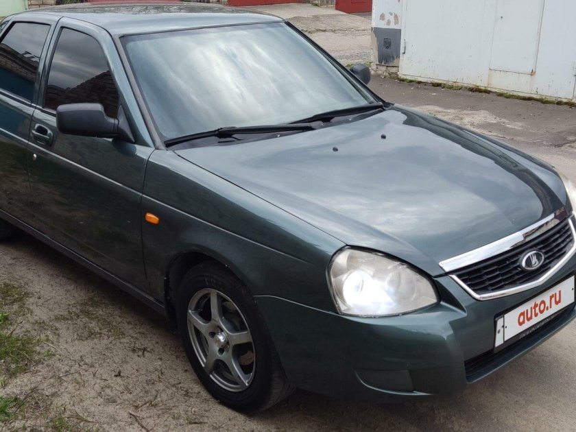 Лада приора 2011 года