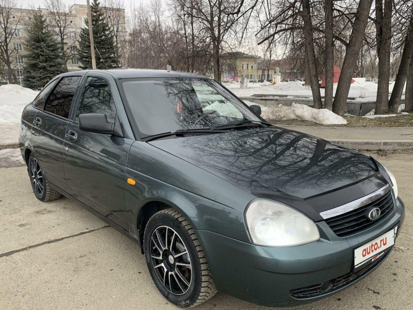 Лада приора 2011