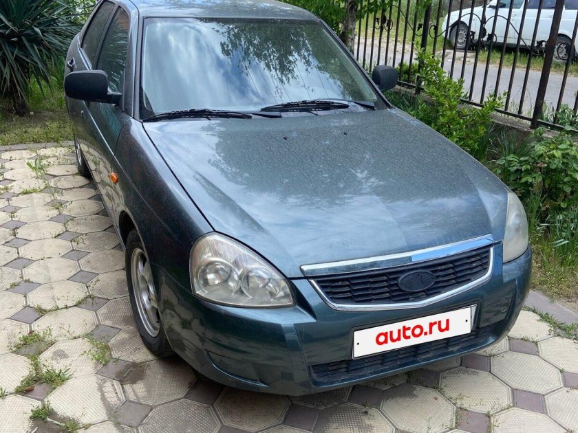 Темно зеленая приора 2007