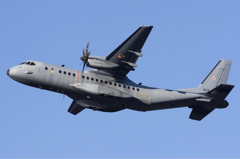 Casa c-295