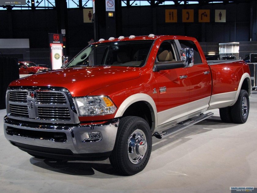 Dodge Ram Pickup 3500