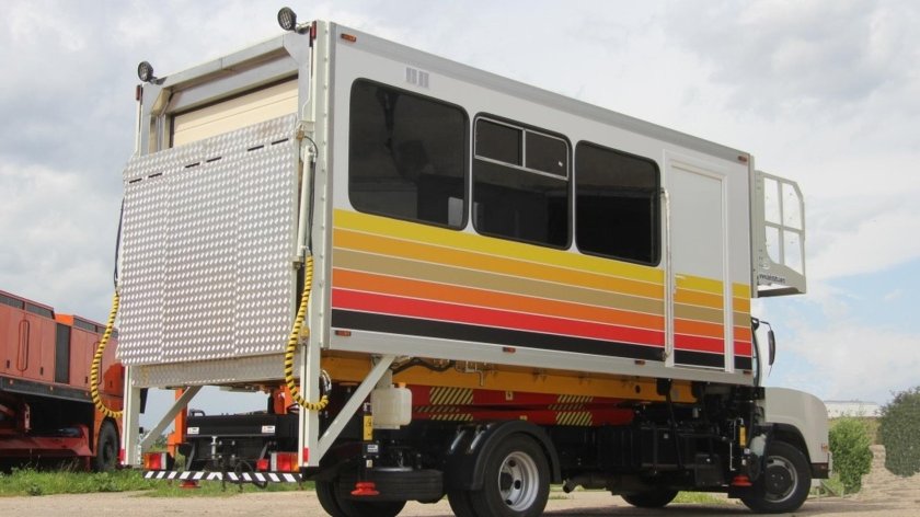 Амбулифт Isuzu NPR 10