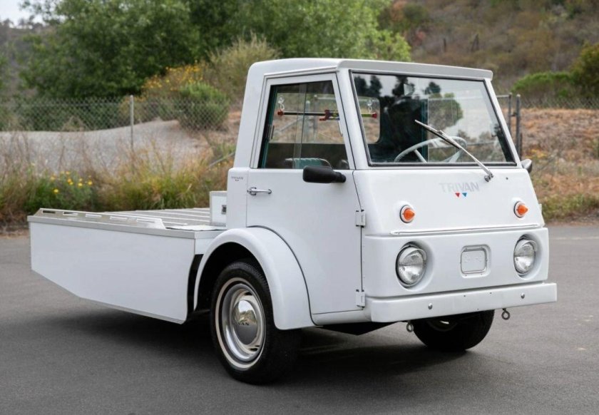 Трехколесный грузовик